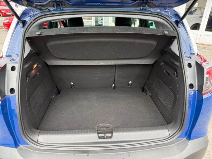 2025 Vauxhall Crossland X