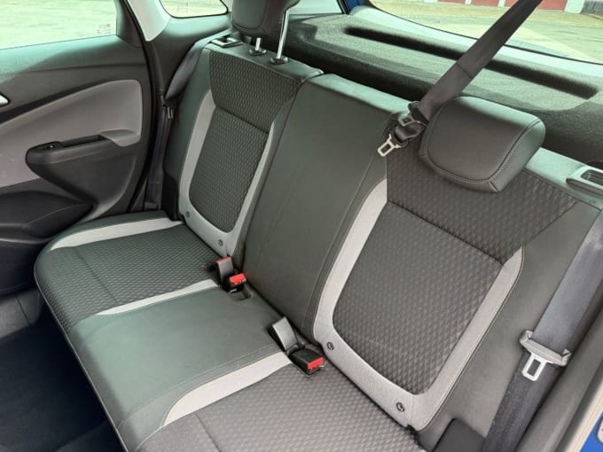 2025 Vauxhall Crossland X