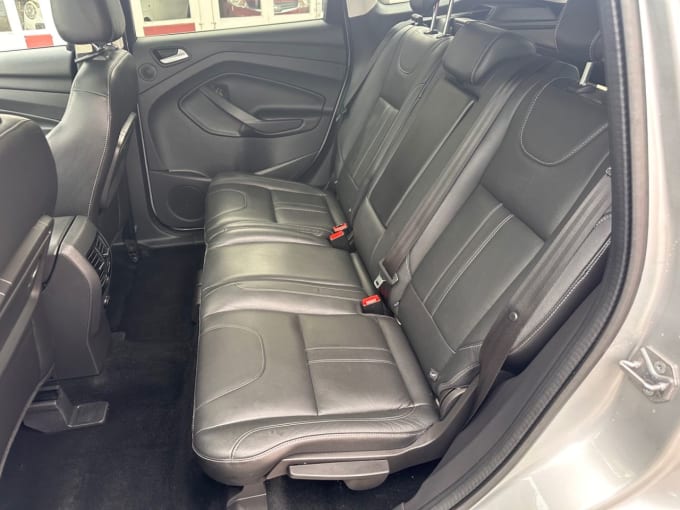 2025 Ford Kuga
