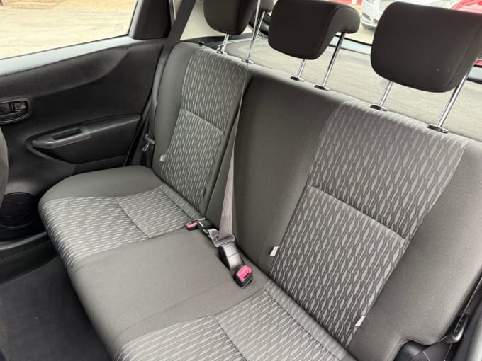 2025 Toyota Yaris