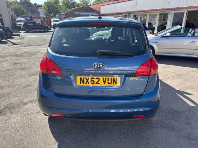 2025 Kia Venga