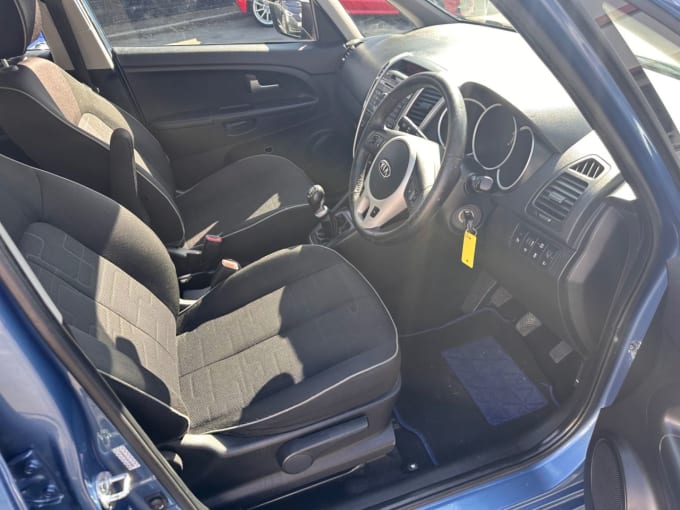 2025 Kia Venga
