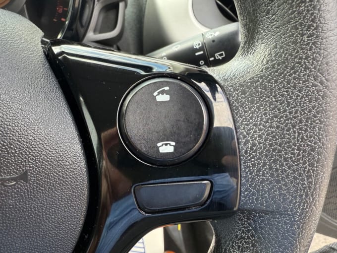 2025 Peugeot 108
