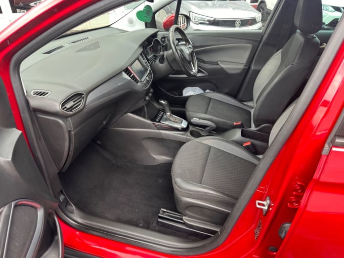 2025 Vauxhall Crossland X