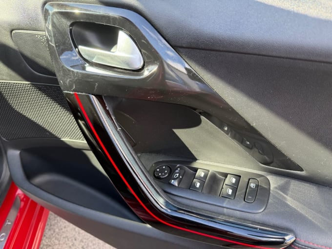 2025 Peugeot 208