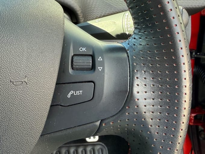 2025 Peugeot 208