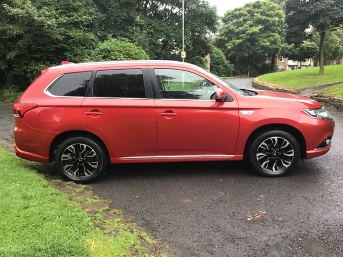 2024 Mitsubishi Outlander