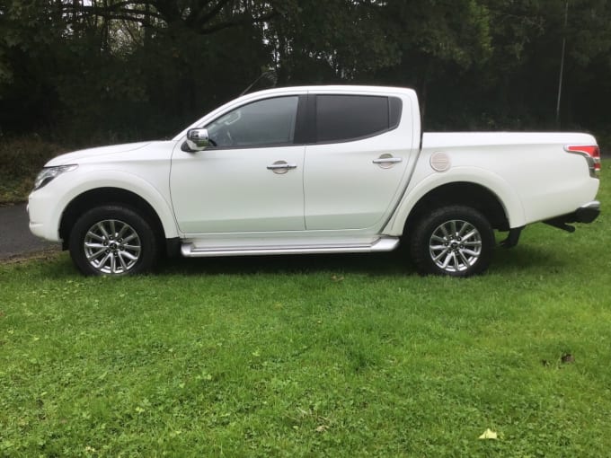 2024 Mitsubishi L200