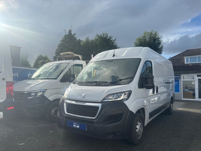 2025 Peugeot Boxer