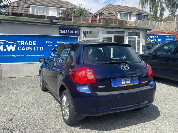 2025 Toyota Auris