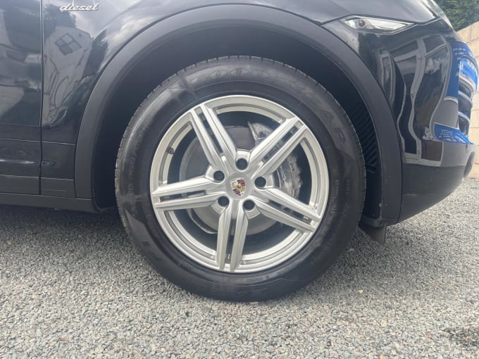 2025 Porsche Cayenne