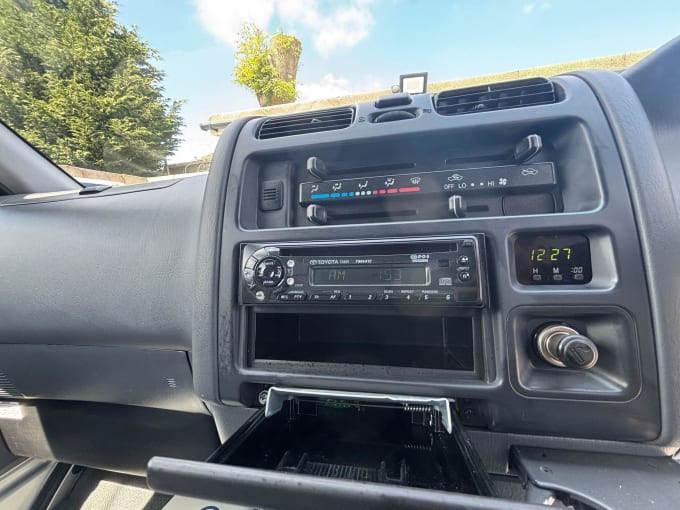 2025 Toyota Hiace