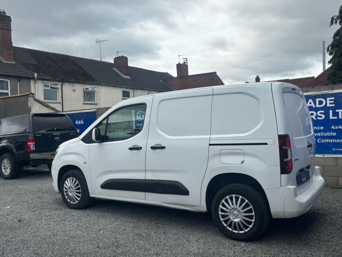2025 Vauxhall Combo