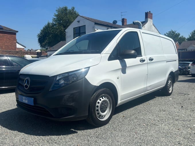 2025 Mercedes-benz Vito