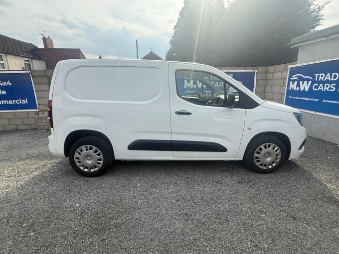 2025 Vauxhall Combo