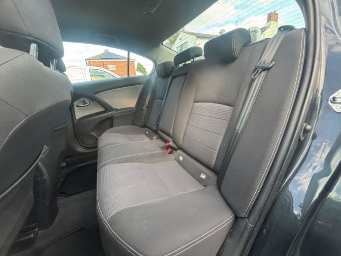 2025 Toyota Avensis
