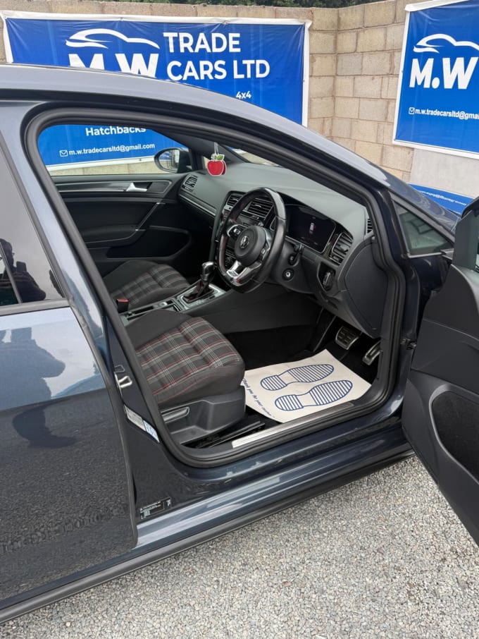 2025 Volkswagen Golf