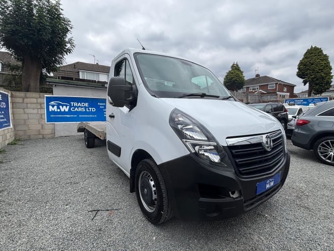 2025 Vauxhall Movano