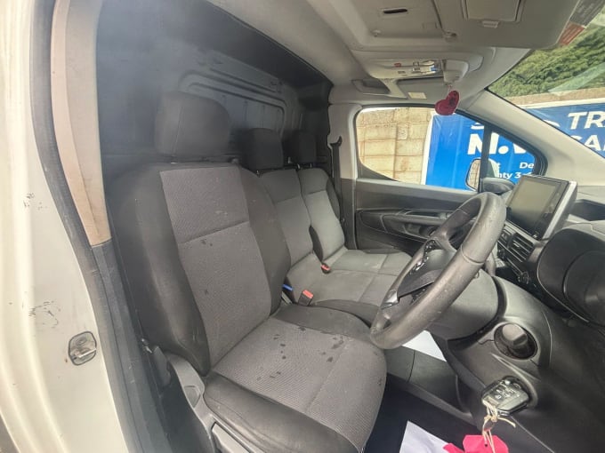 2025 Vauxhall Combo