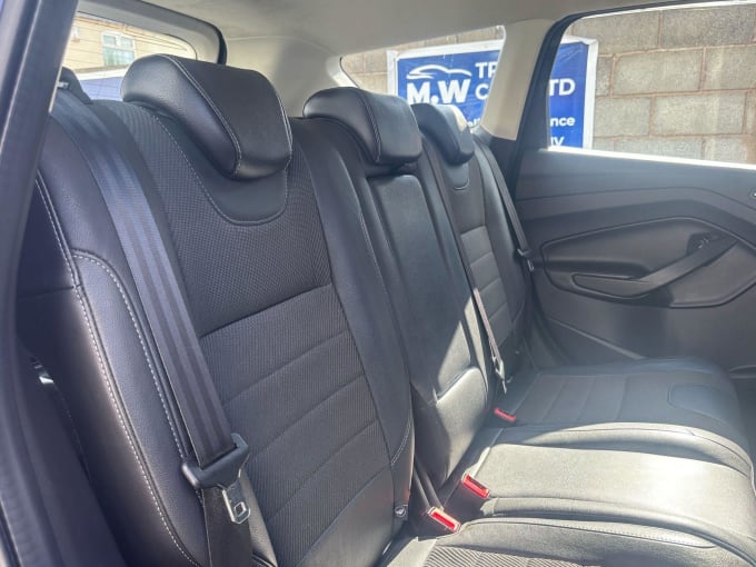 2025 Ford Kuga