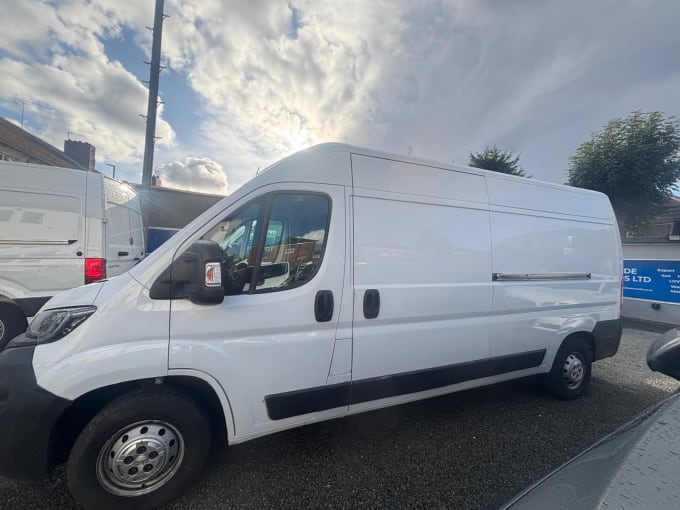 2025 Peugeot Boxer