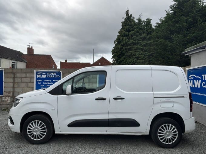 2025 Vauxhall Combo
