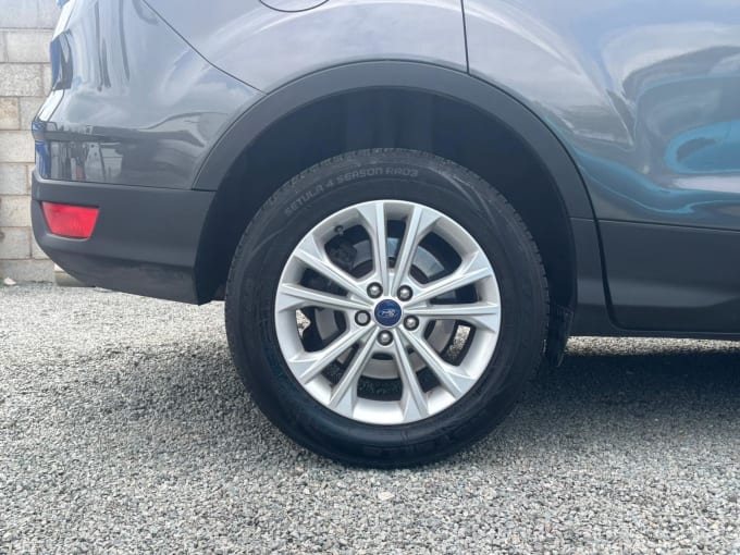 2025 Ford Kuga