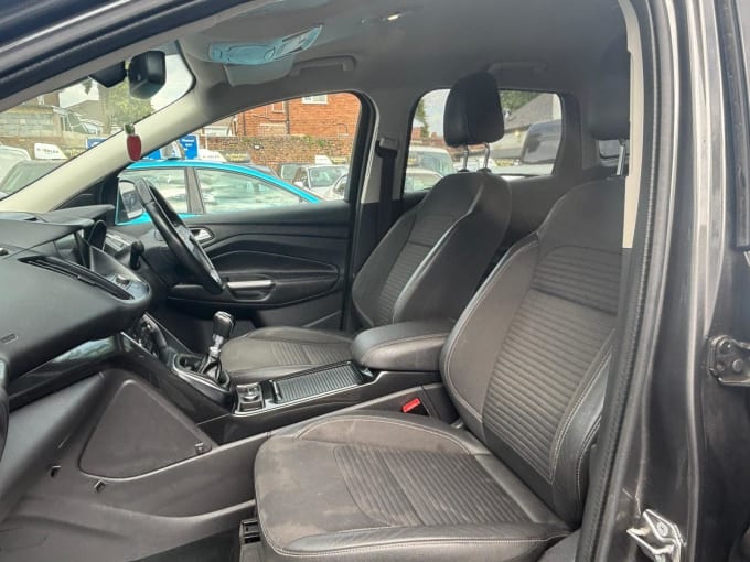 2025 Ford Kuga