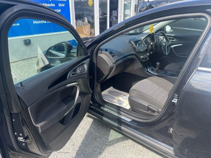 2025 Vauxhall Insignia
