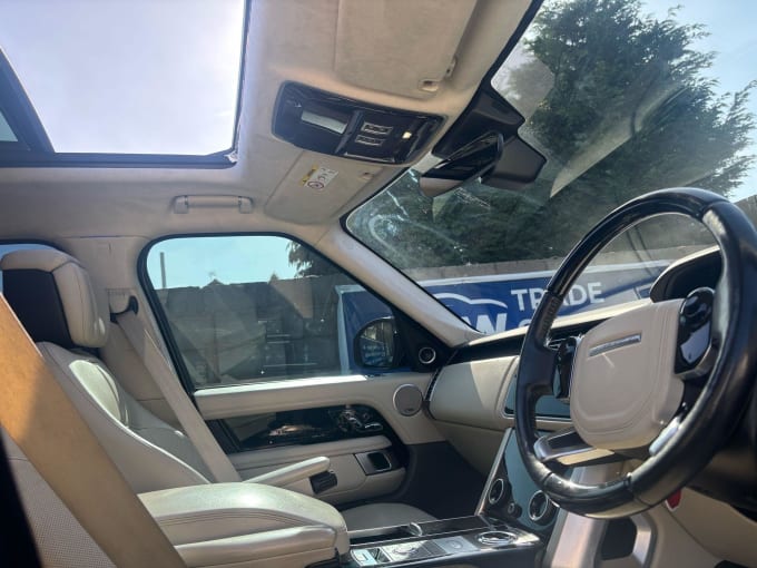 2025 Land Rover Range Rover