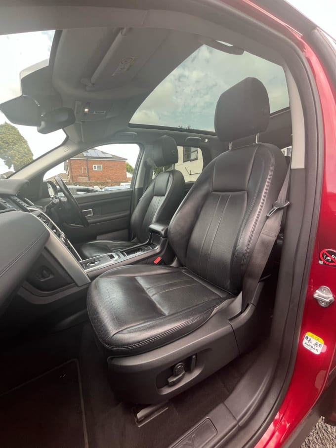 2025 Land Rover Discovery Sport