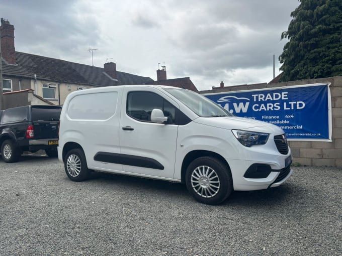 2025 Vauxhall Combo