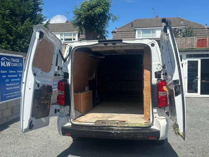 2025 Vauxhall Vivaro