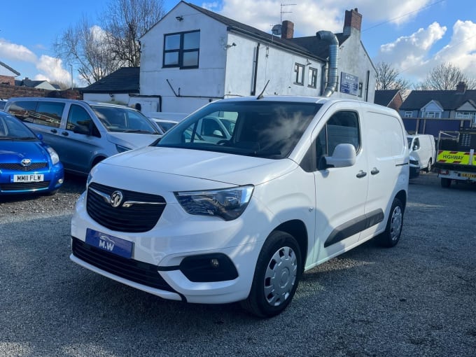 2025 Vauxhall Combo