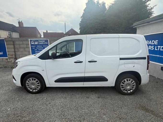 2025 Vauxhall Combo