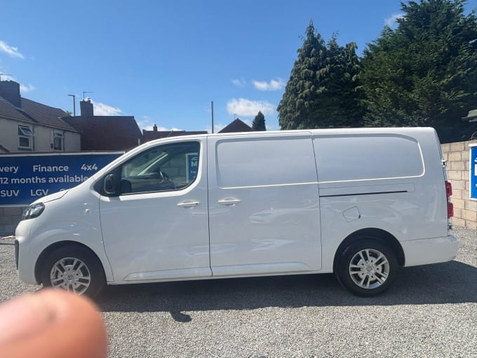 2025 Vauxhall Vivaro