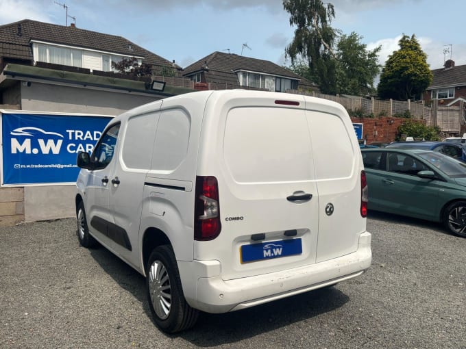 2025 Vauxhall Combo