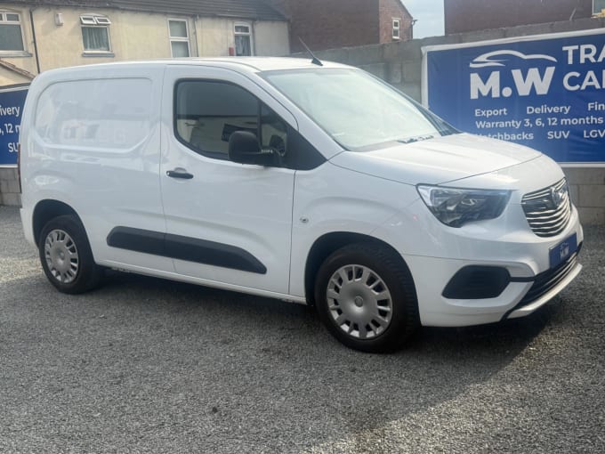 2025 Vauxhall Combo
