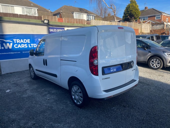 2025 Vauxhall Combo