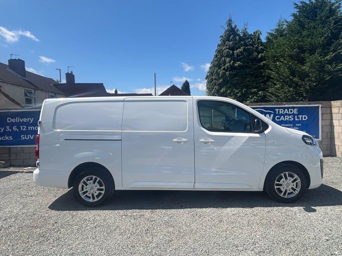 2025 Vauxhall Vivaro
