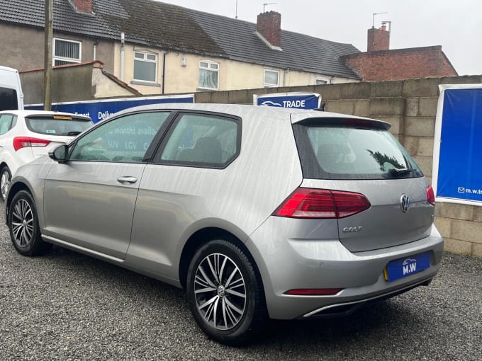 2025 Volkswagen Golf