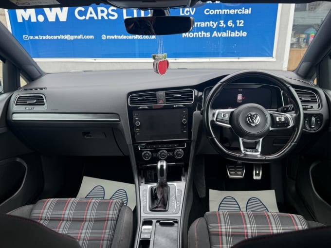 2025 Volkswagen Golf