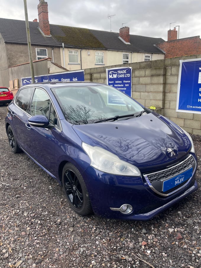 2012 Peugeot 208