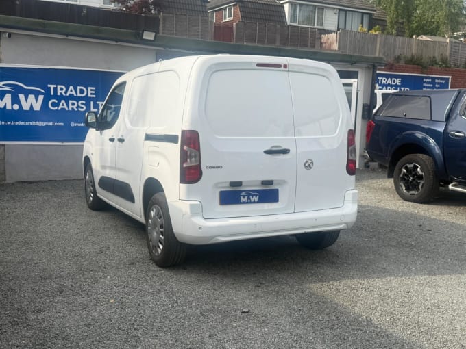 2025 Vauxhall Combo