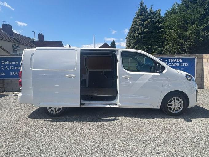 2025 Vauxhall Vivaro