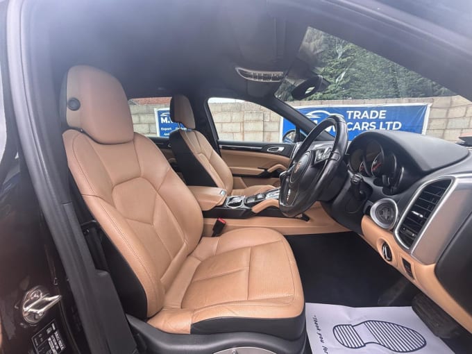 2025 Porsche Cayenne