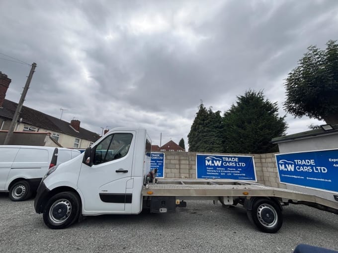 2025 Vauxhall Movano