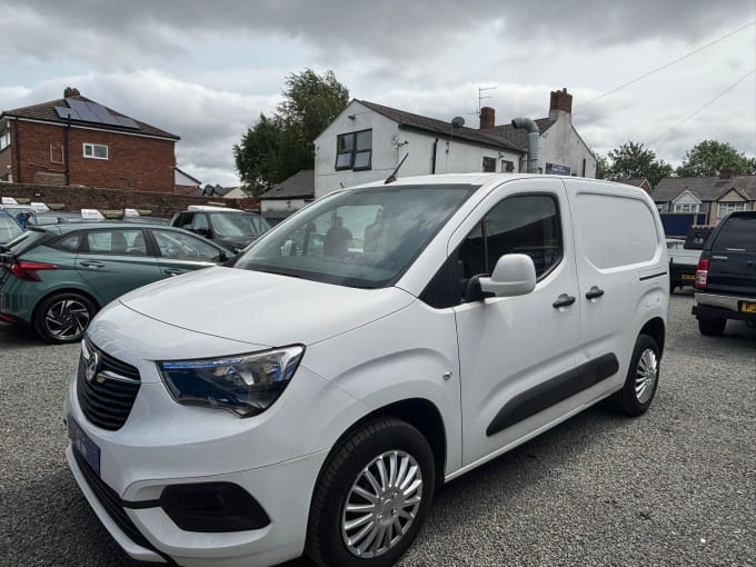 2025 Vauxhall Combo