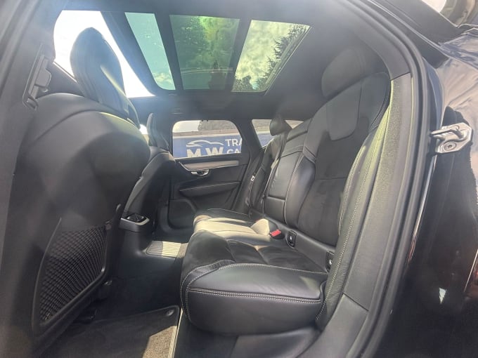 2025 Volvo V90