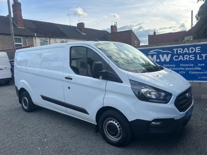 2025 Ford Transit Custom
